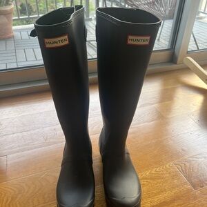 Hunter Classic Black Rain Boots